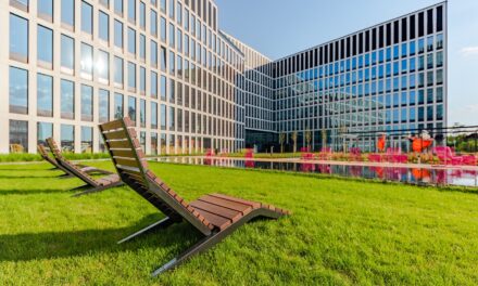 Savills to manage Face2Face