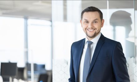 Kamil Kowa staje na czele Savills w Polsce