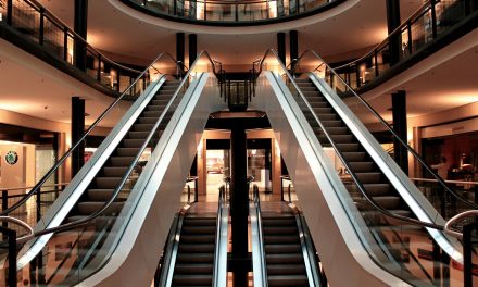 Nowy alfabet retailu: co naprawdę decyduje o wartości lokali handlowych?