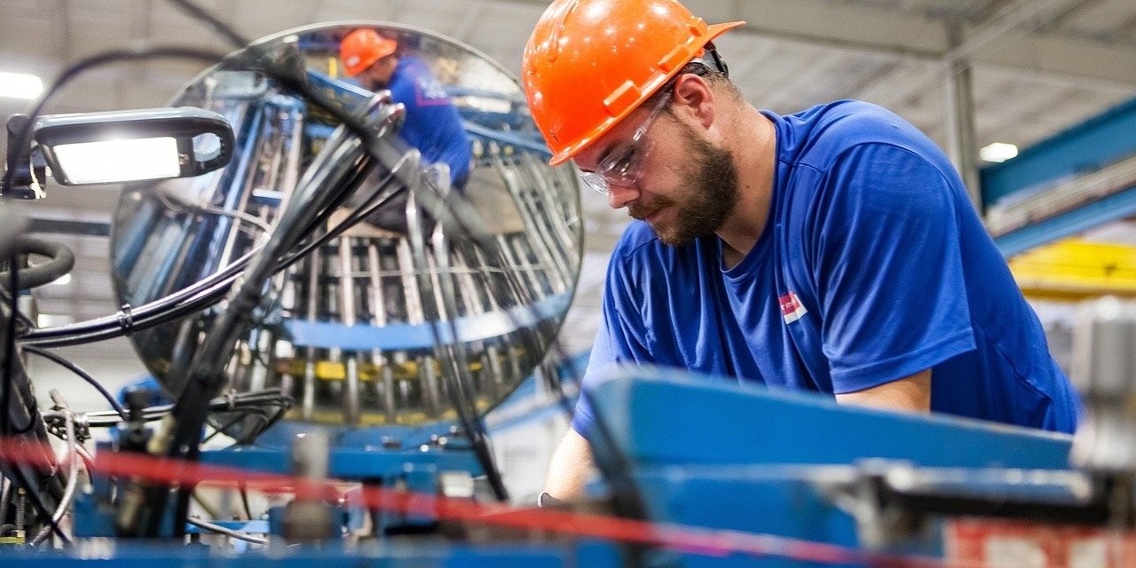 Rozwój czeka na lepsze czasy. Dlaczego polski biznes nie spieszy się z inwestycjami?