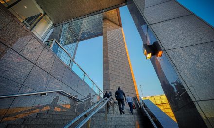 W 2025 r. wolumen transakcji inwestycyjnych w Europie Środkowo-Wschodniej sięgnął 11,8 mld EUR – za ożywieniem stoi kapitał krajowy