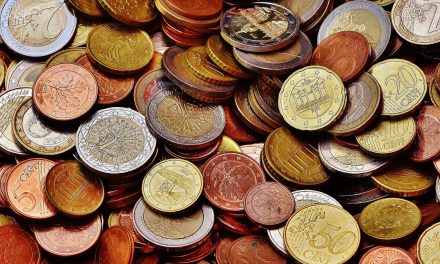 Szara strefa zagrożeniem dla konsumentów – licencjonowanie instytucji pożyczkowych poprawi bezpieczeństwo