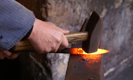Zbrojeniówka opanowuje branżę metalową. 8 na 10 firm chce być w sektorze obronnym