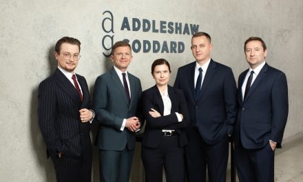 Strategiczne wzmocnienie Addleshaw Goddard (AG) w Warszawie: praktyka Zamówień Publicznych i Budownictwa